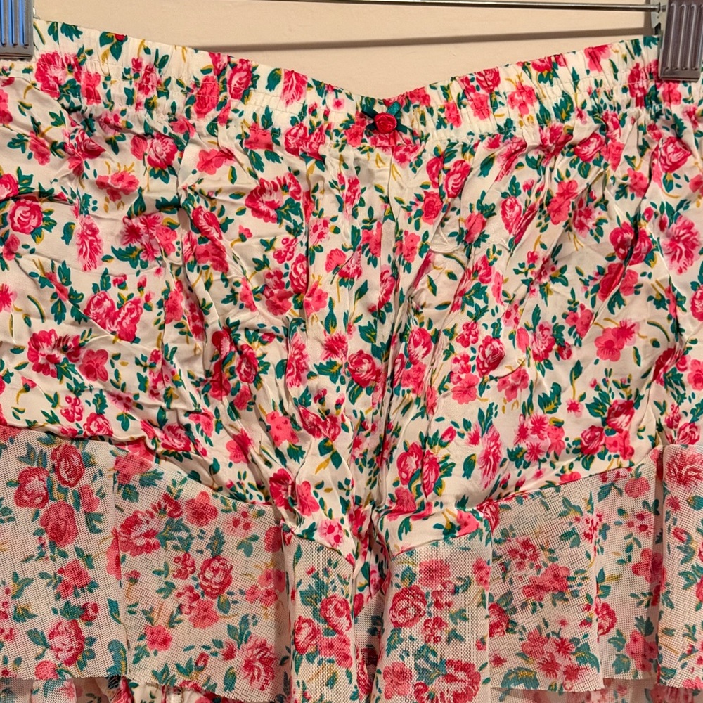 Intimissimi Pink and Floral silky ruffle shorts large pajamas sleep mini - Picture 3 of 6
